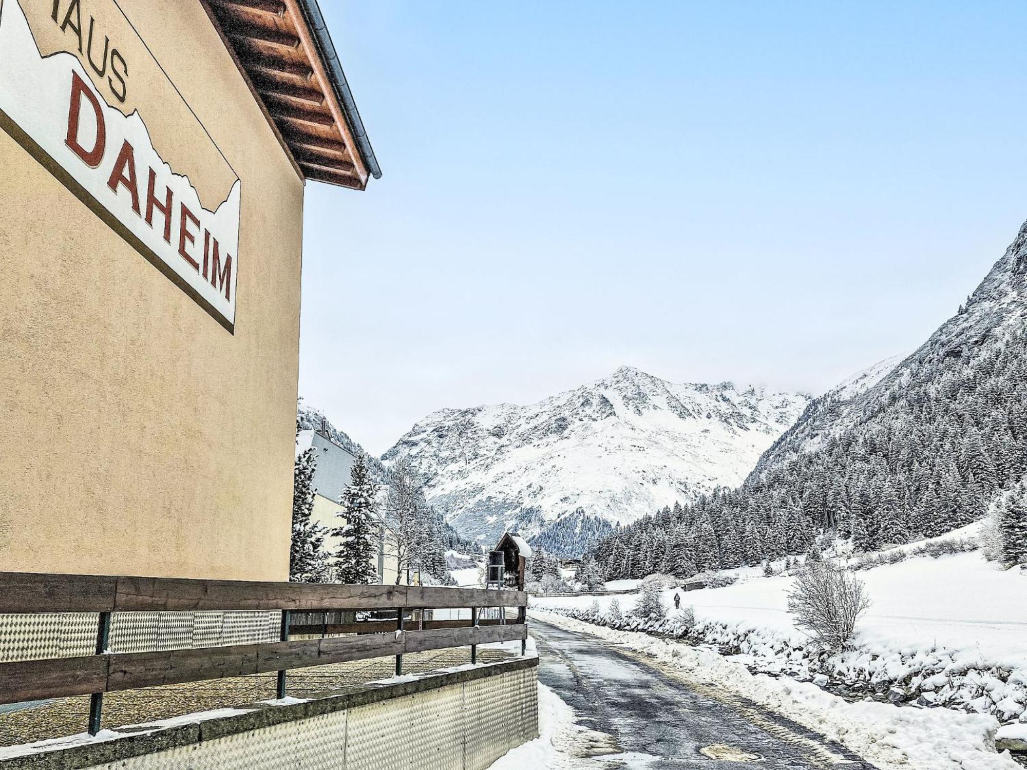 Apartment Daheim - Edelweiss - Pzt382 By Interhome
