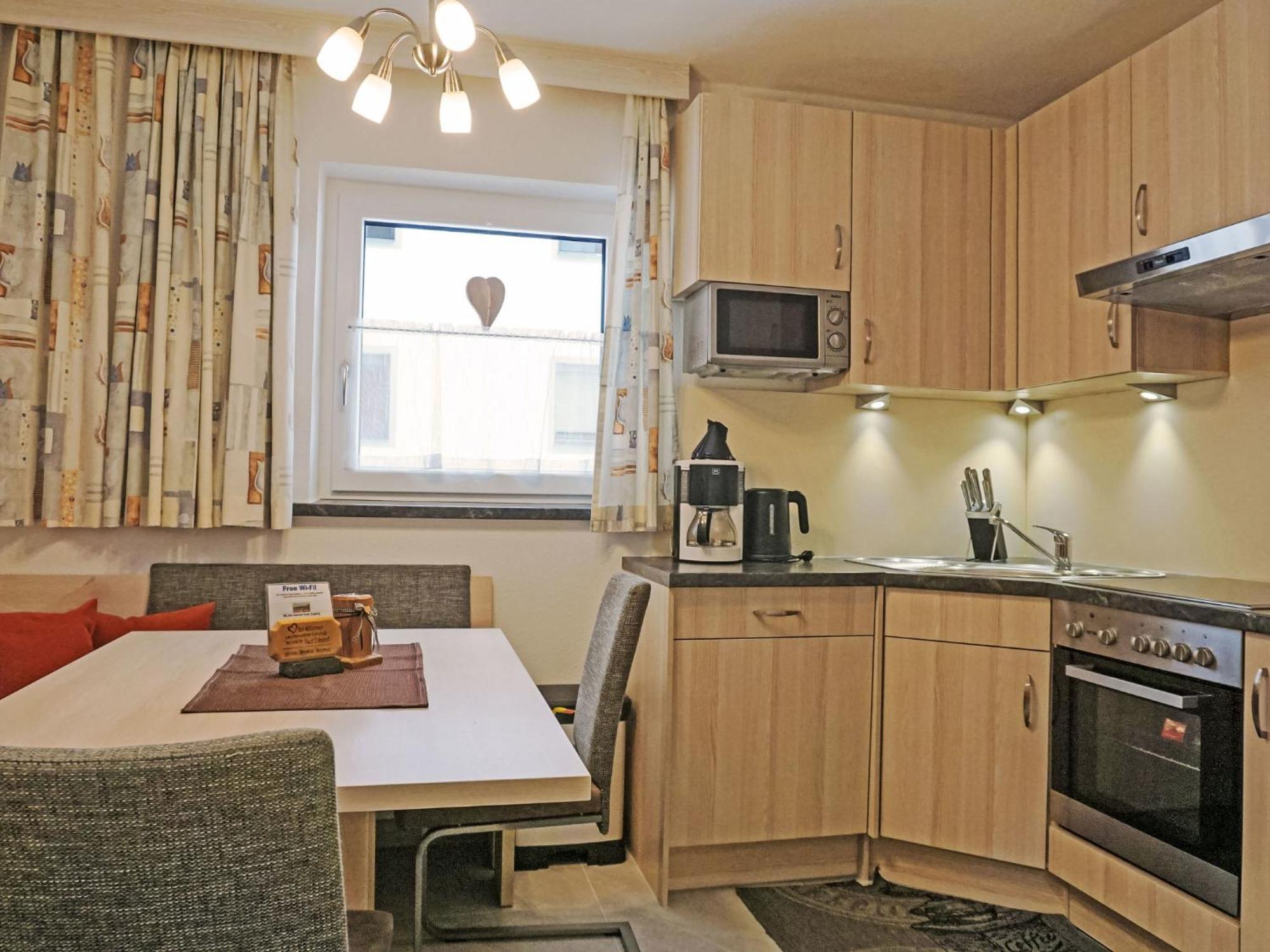 Apartment Daheim - Edelweiss - Pzt382 By Interhome *